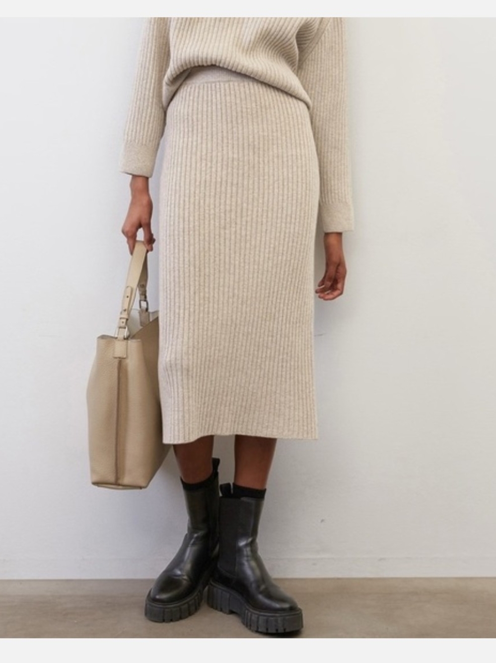 Babaa Beige Ribbed Knit Midi Skirt